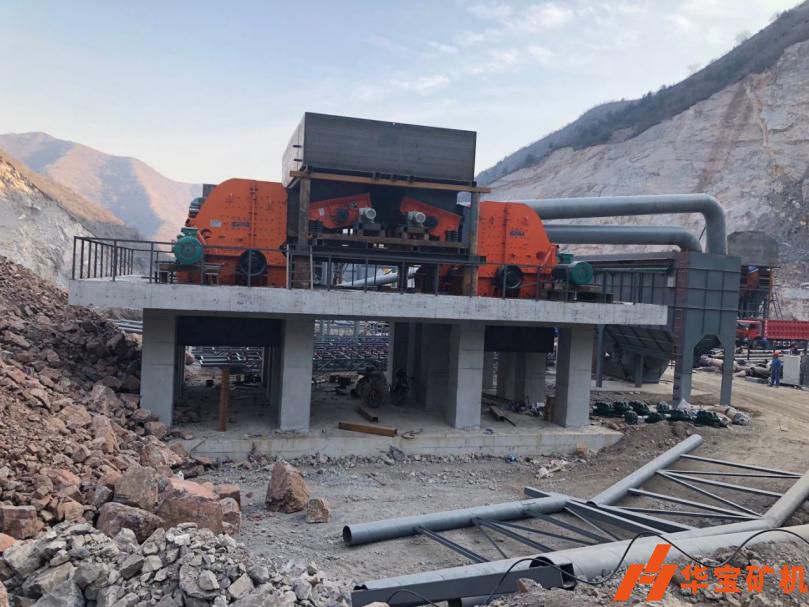 陜西寶雞市順通達(dá)礦業(yè)時(shí)產(chǎn)1000噸破碎機(jī) 陜西寶雞市順通達(dá)礦業(yè)時(shí)產(chǎn)1000噸破碎機(jī)